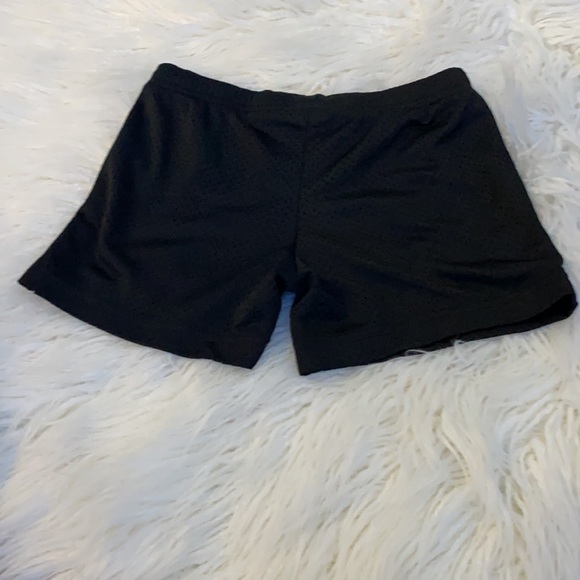 Short - Picture 2 of 2